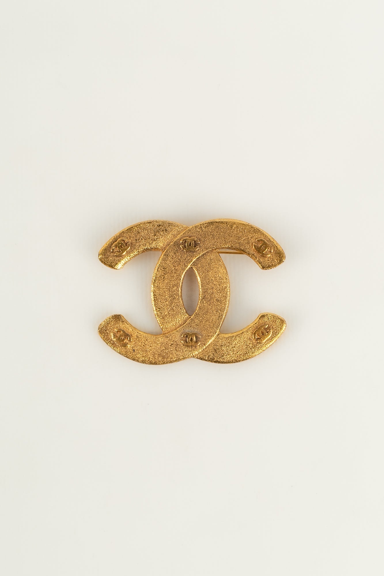 Broche cc Chanel