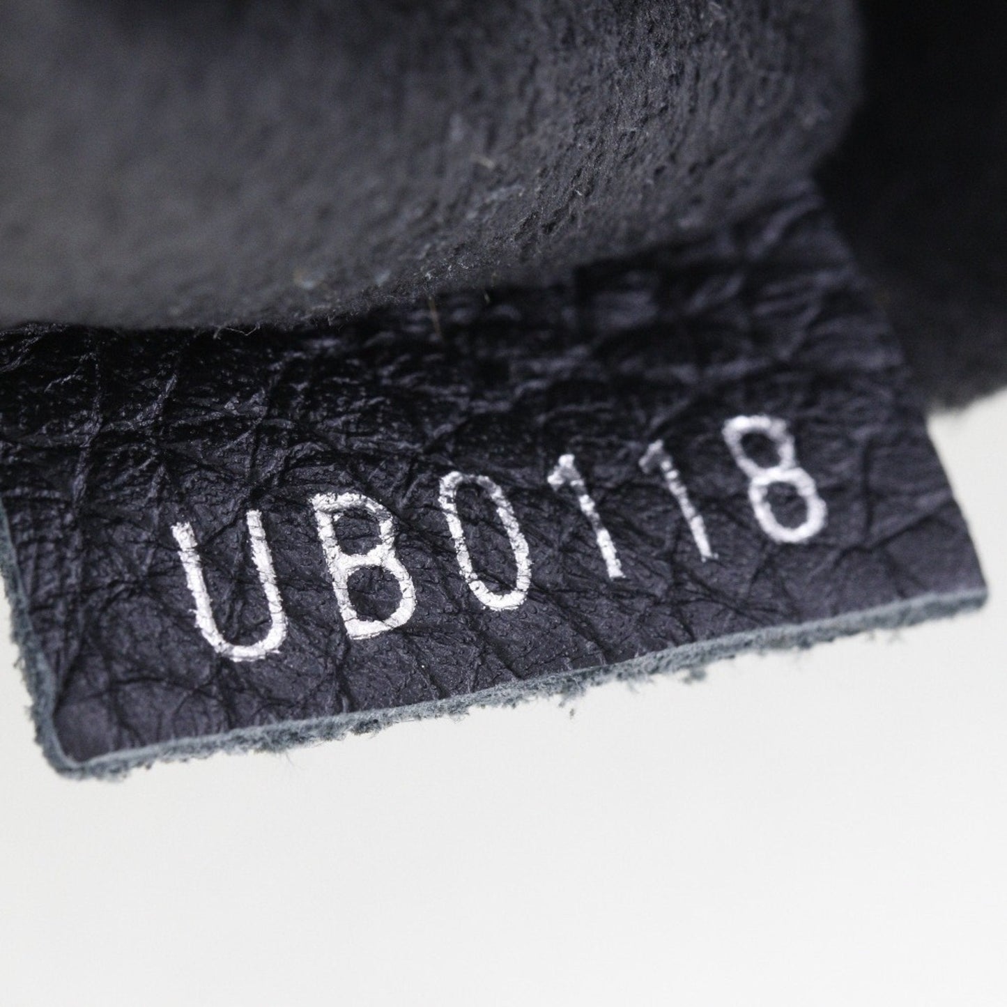 Louis Vuitton Armand  Leather Handbag ()