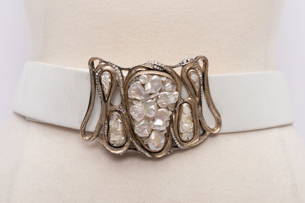 Ceinture en cuir blanc Chanel