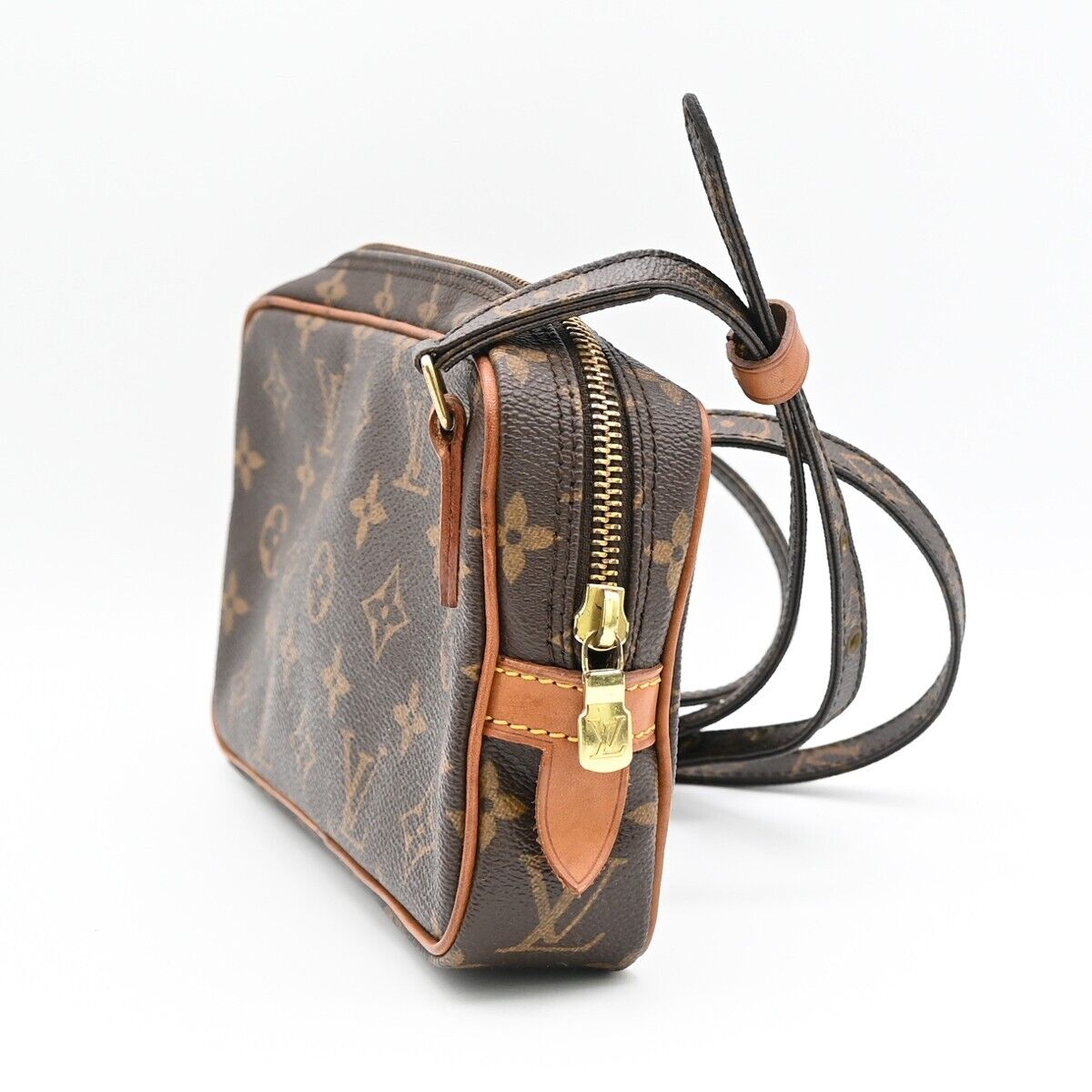 Louis Vuitton Marly  Canvas Shoulder Bag ()