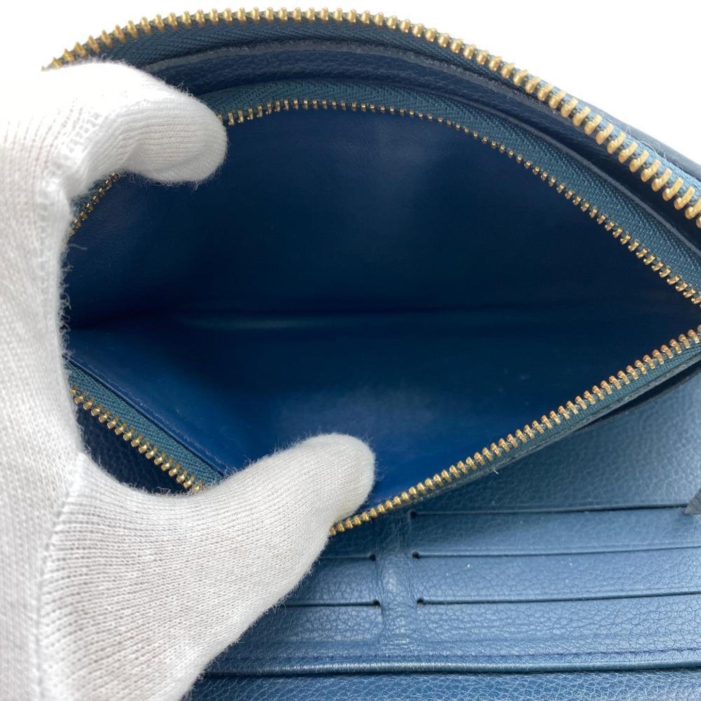 Louis Vuitton Zippy Wallet  Leather Wallet  ()