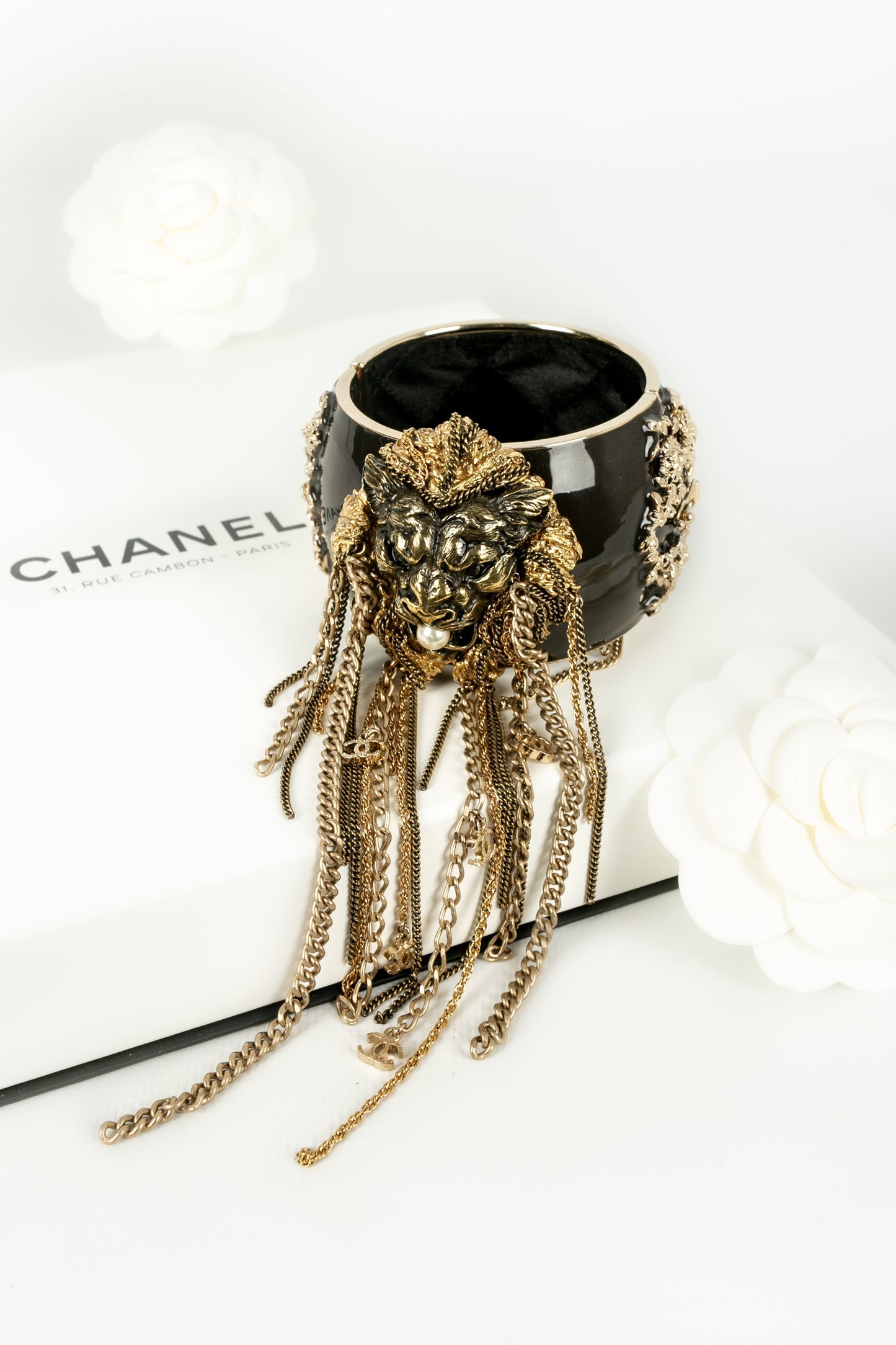 Bracelet "tête de lion" Chanel 2011