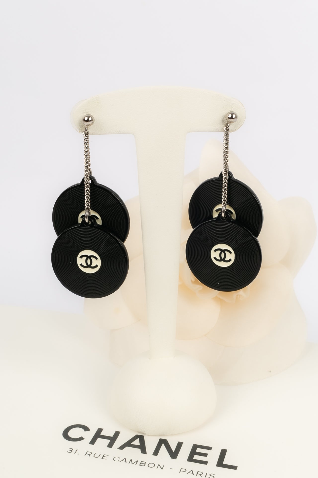 Boucles d'oreilles Chanel Printemps 2004