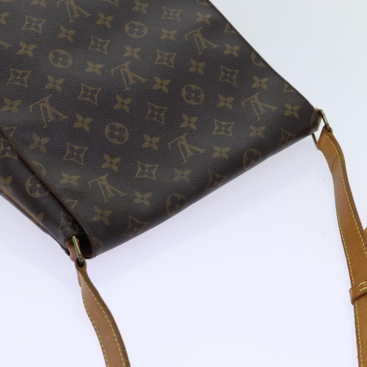 Louis Vuitton Musette  Canvas Shoulder Bag ()