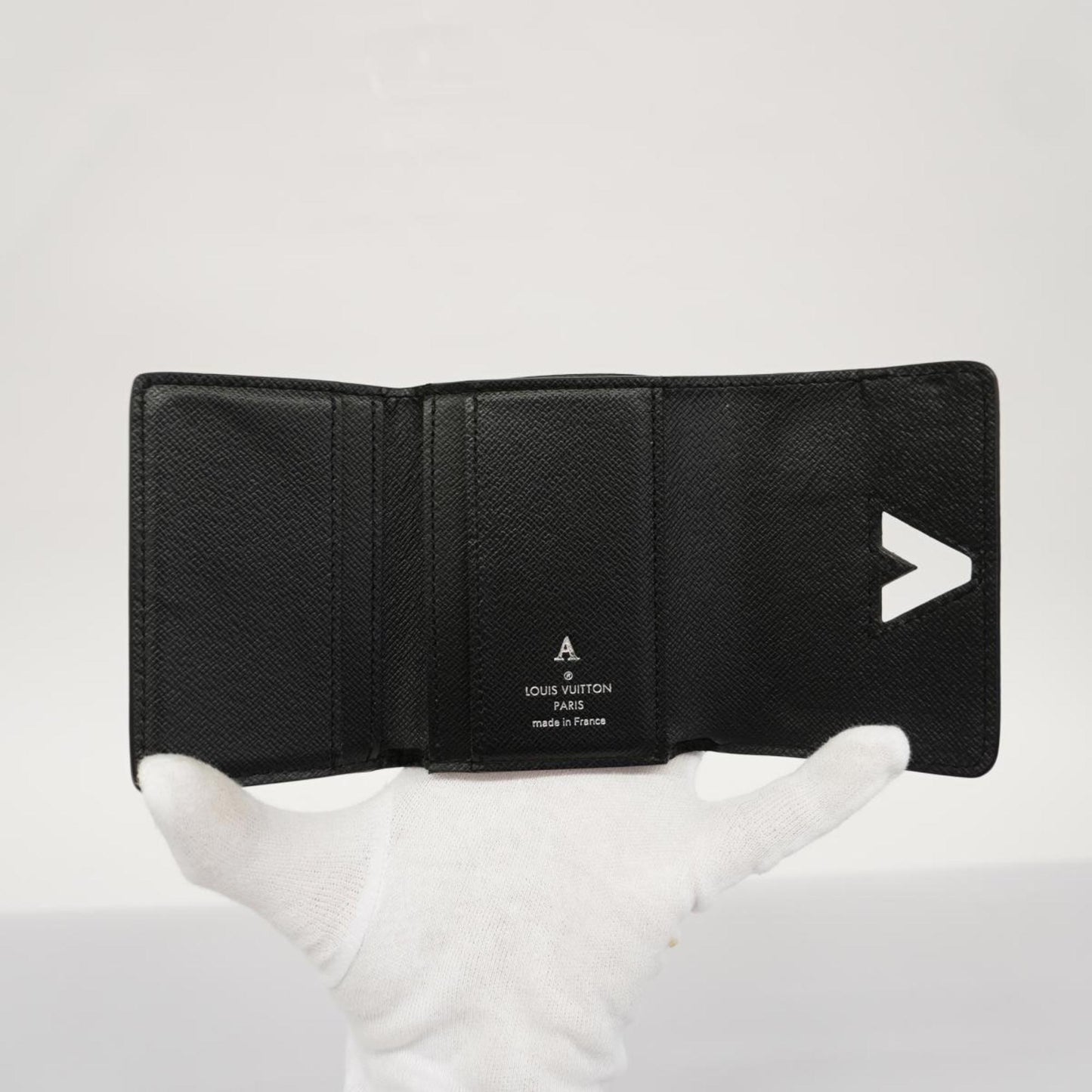 Louis Vuitton Portefeuille Twist  Leather Wallet  ()