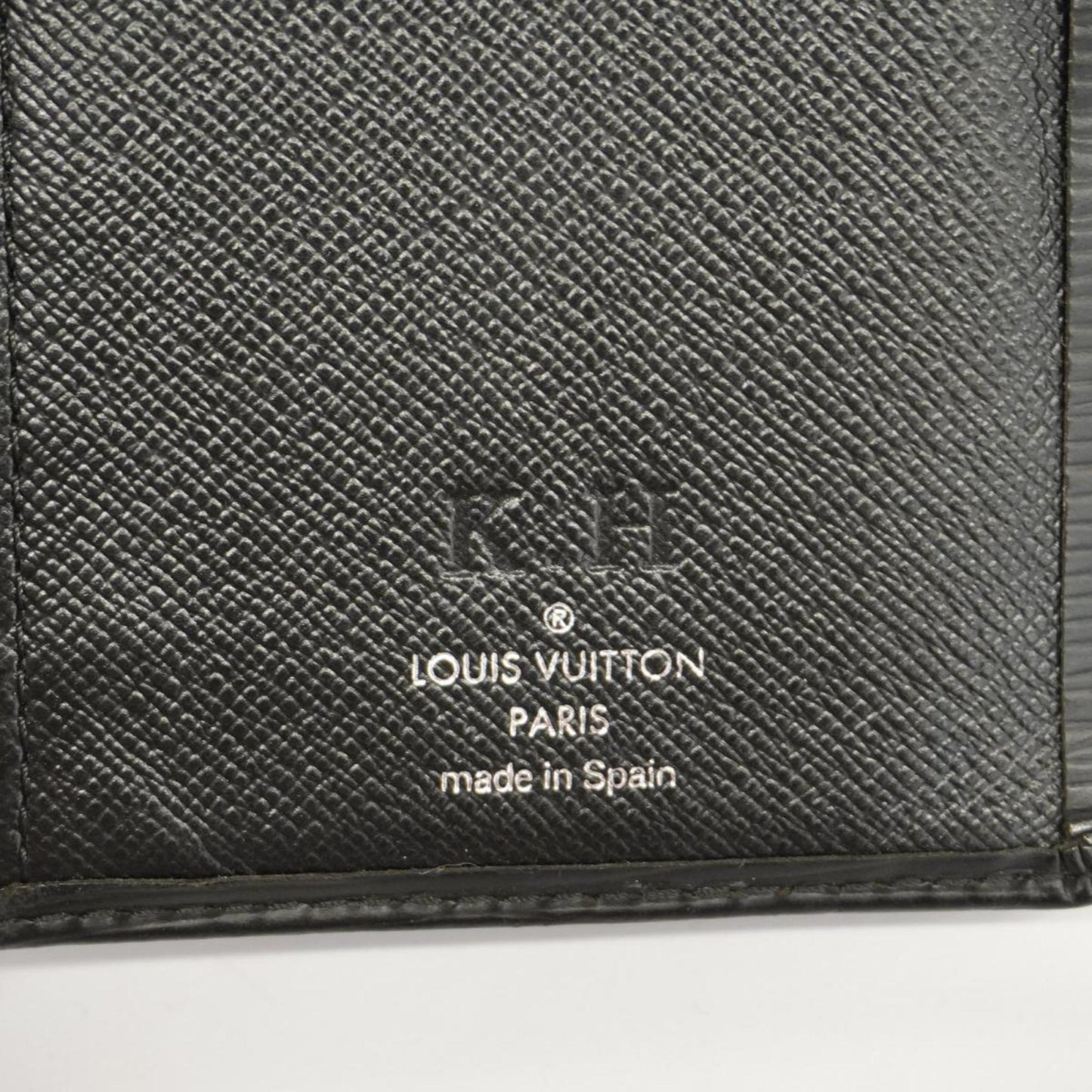 Louis Vuitton  Leather Wallet  ()