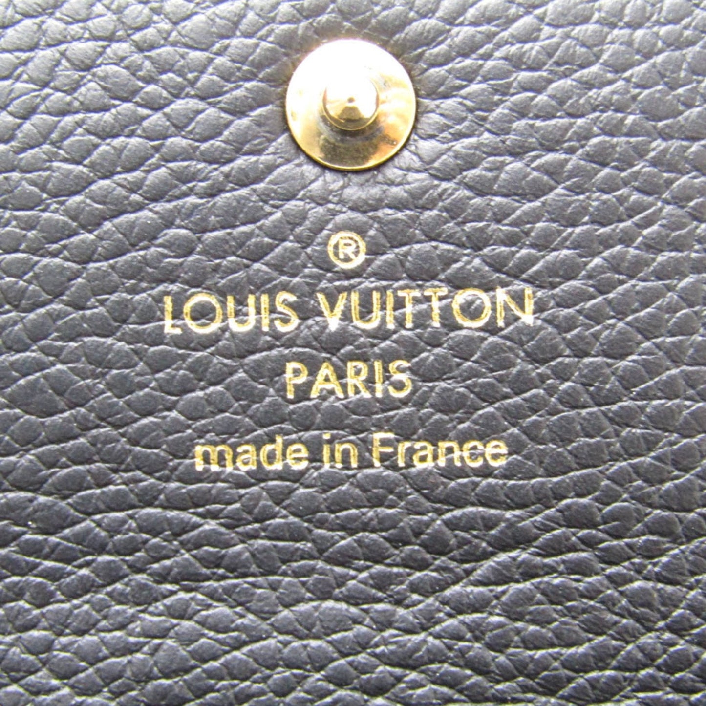 Louis Vuitton 6 Key Holder  Leather Wallet  ()