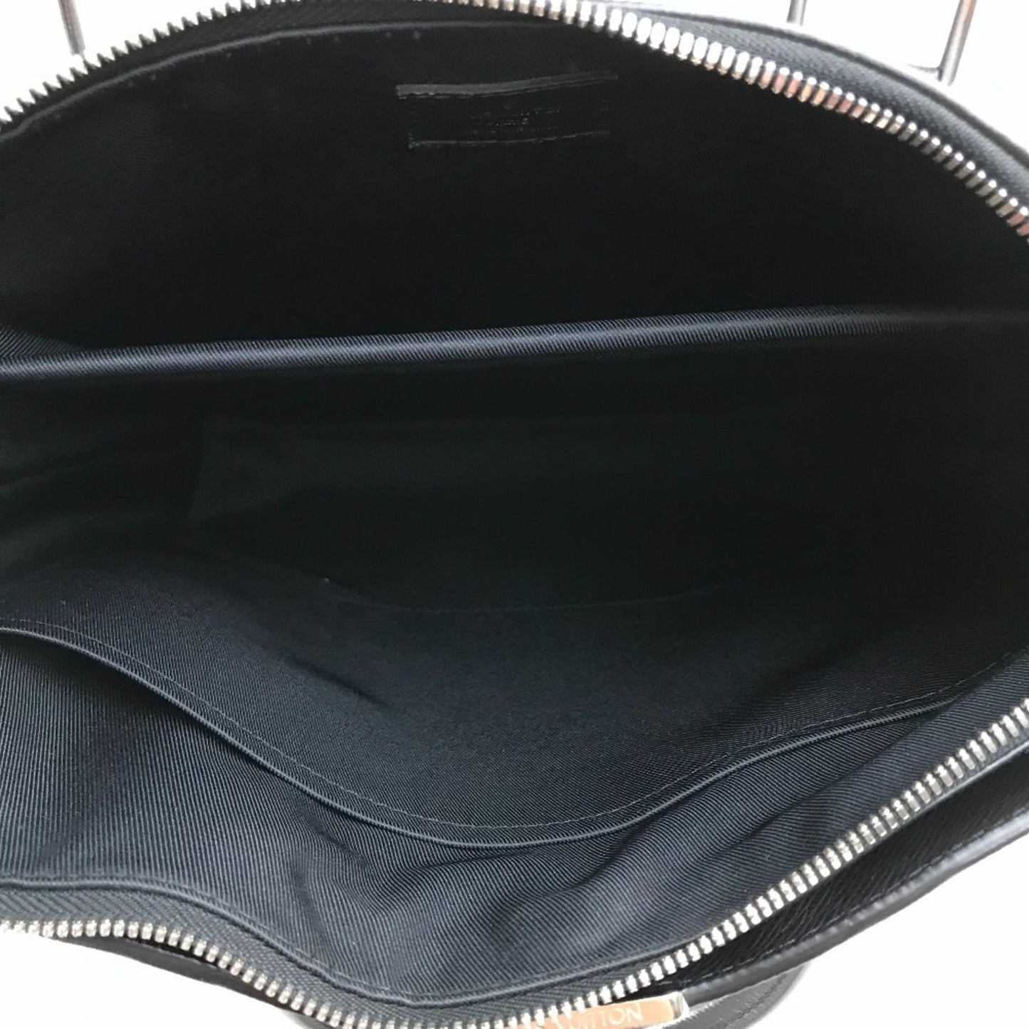 Louis Vuitton Anton  Leather Handbag ()