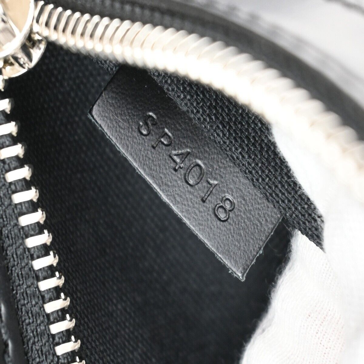 Louis Vuitton Daniel Mm  Canvas Shoulder Bag ()