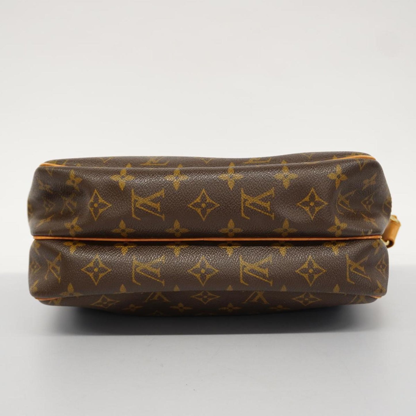 Louis Vuitton Reporter Pm  Canvas Shoulder Bag ()