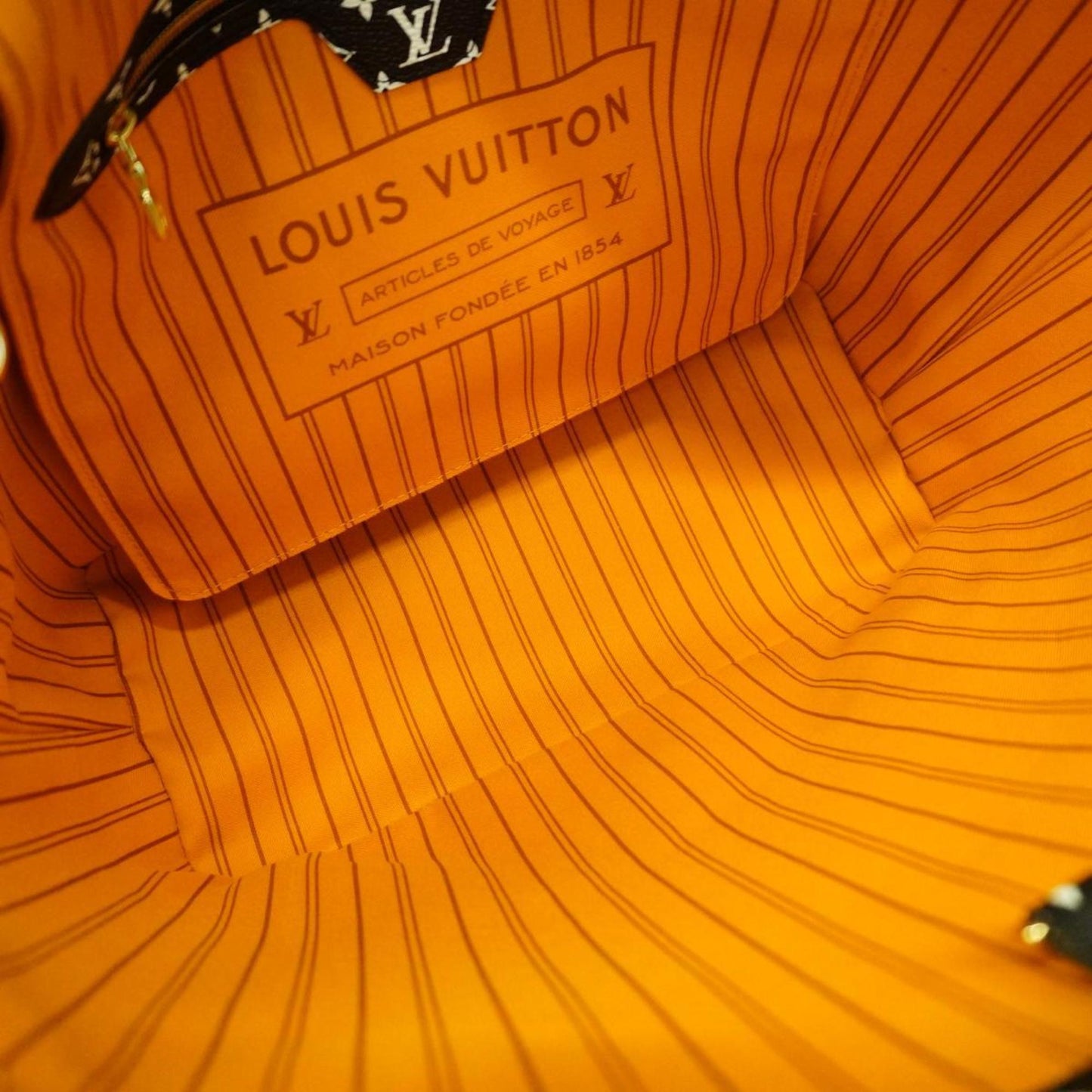 Louis Vuitton Neverfull Mm  Canvas Tote Bag ()