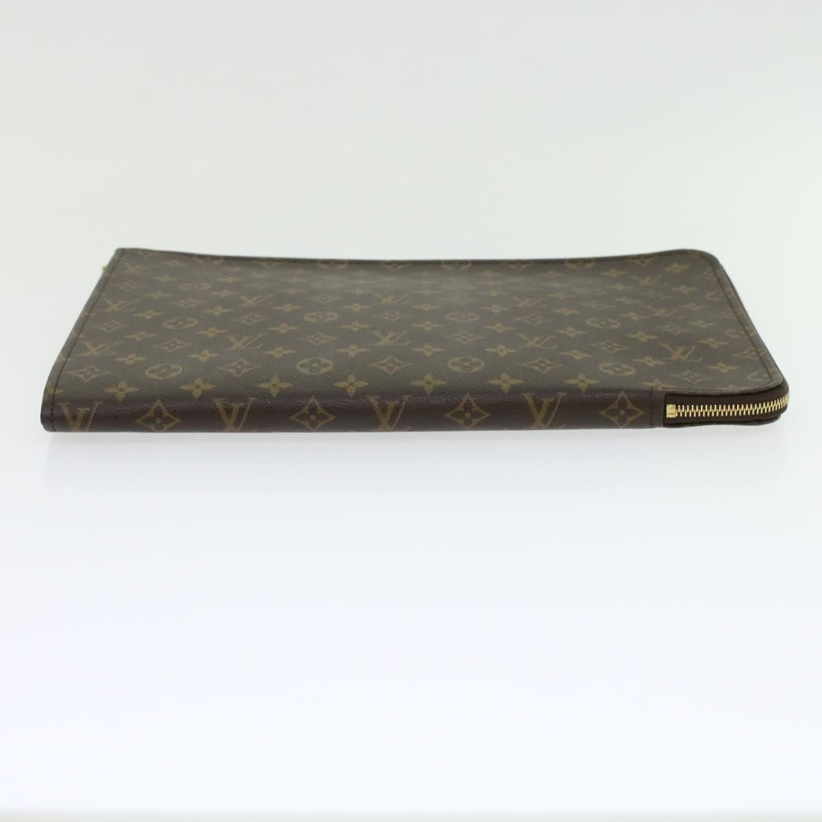 Louis Vuitton Poche Document  Canvas Clutch Bag ()