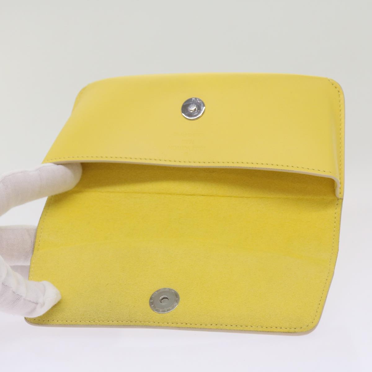 Louis Vuitton Etui À Lunettes  Canvas Wallet  ()