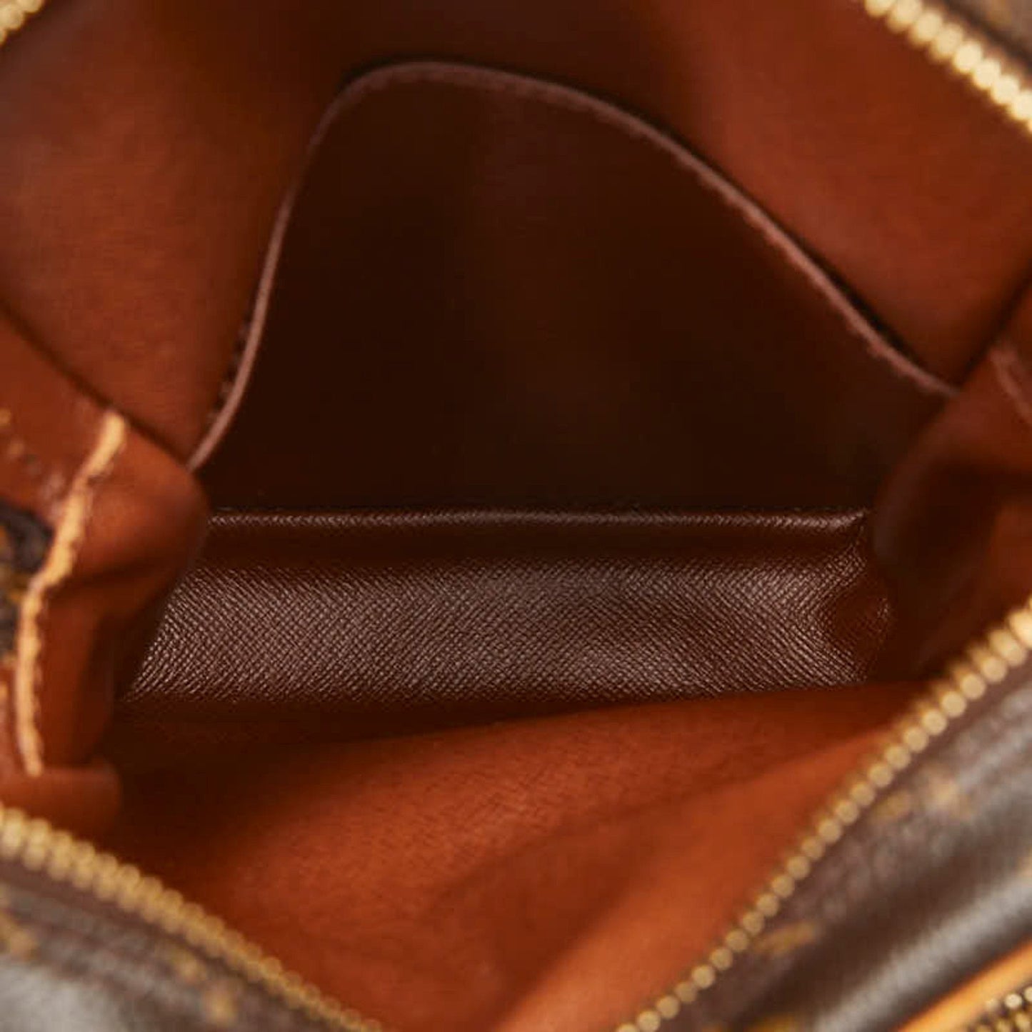 Louis Vuitton Amazon  Canvas Shoulder Bag ()