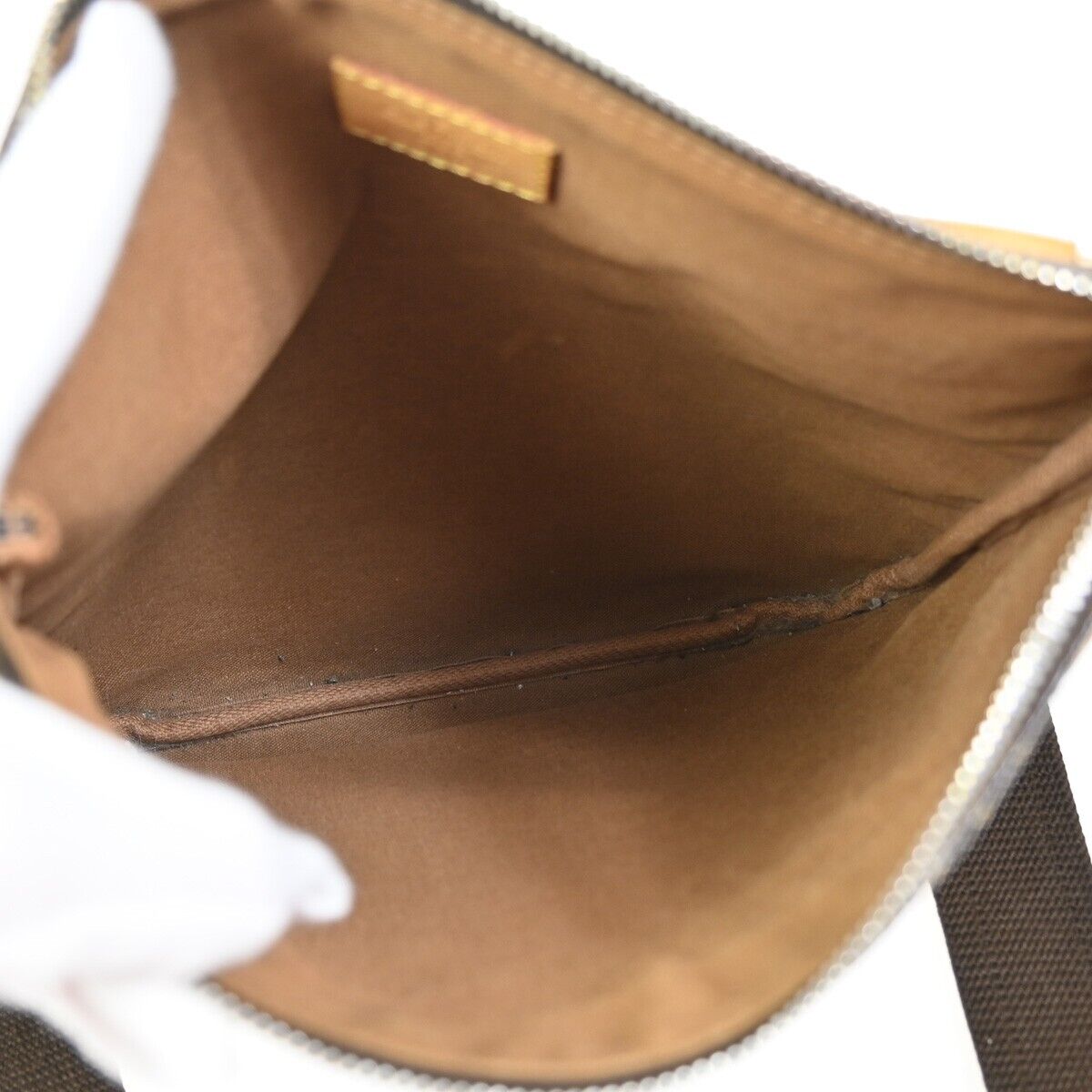 Louis Vuitton Bosphore  Canvas Handbag ()