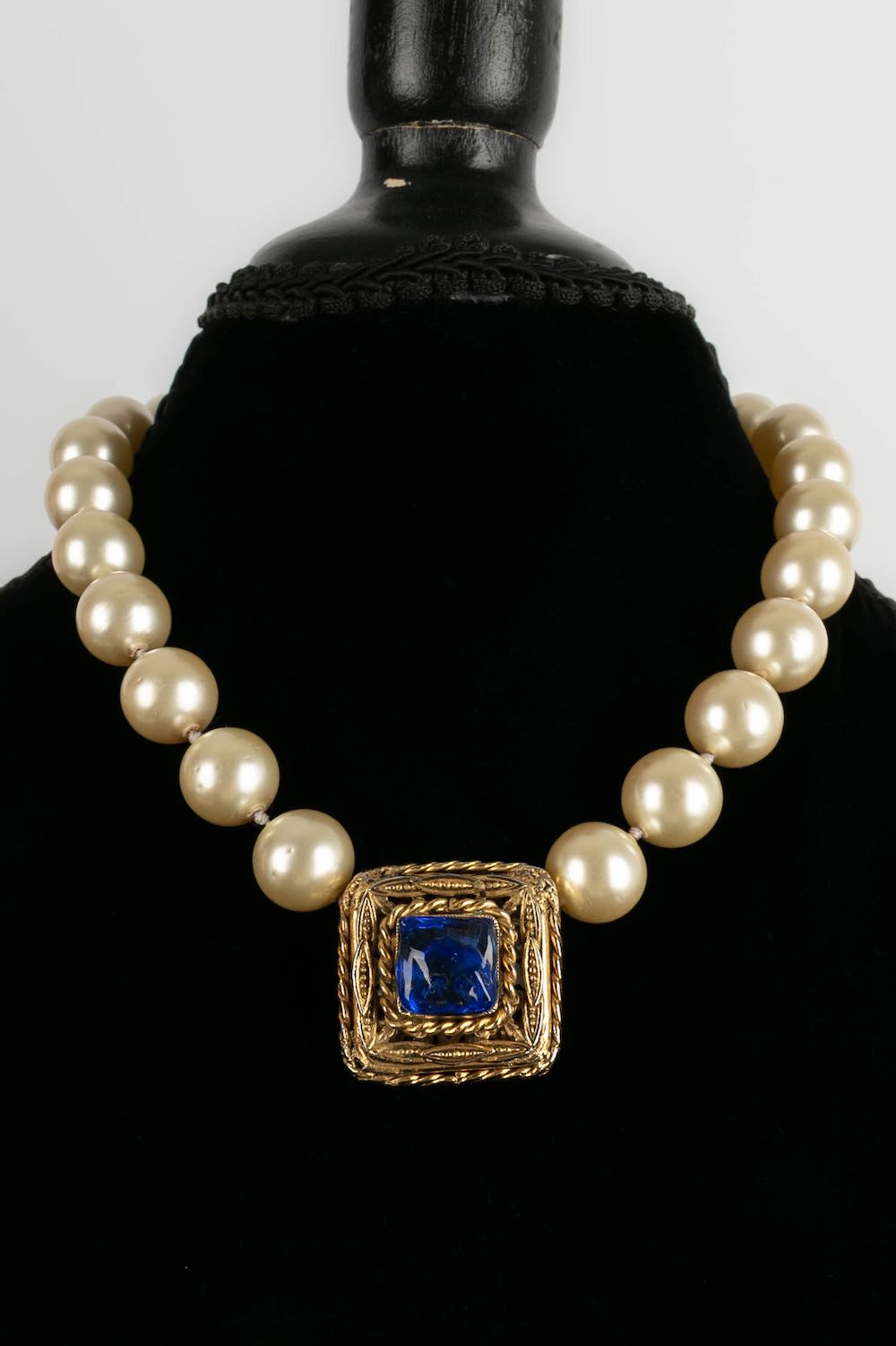 Collier Chanel 1985