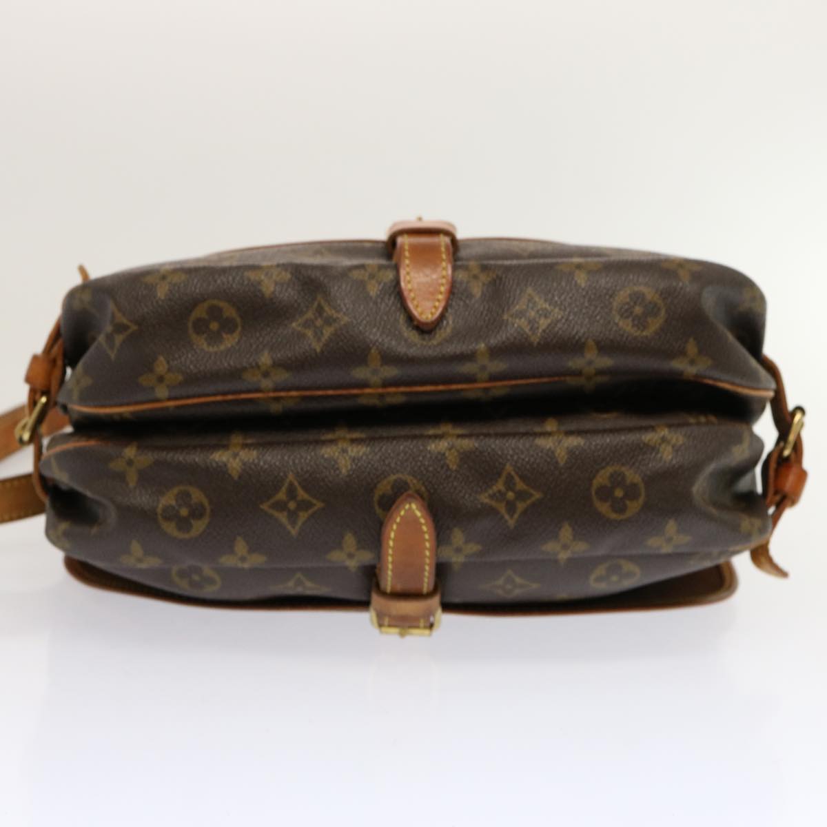 Louis Vuitton Saumur  Canvas Shoulder Bag ()