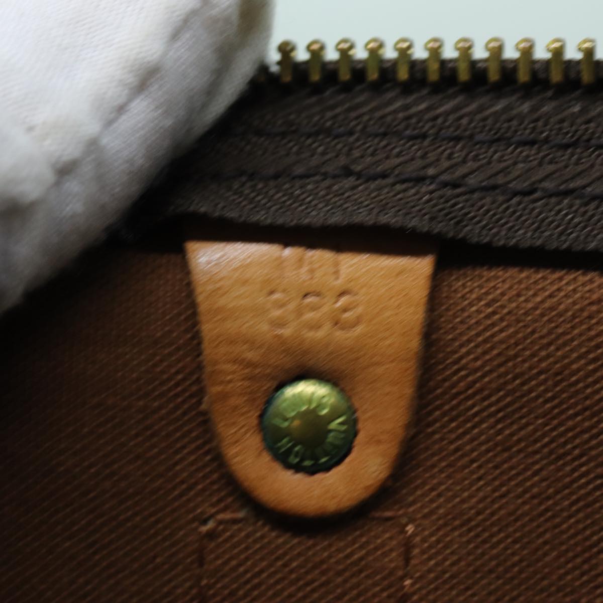 Louis Vuitton Keepall 55  Canvas Travel Bag ()