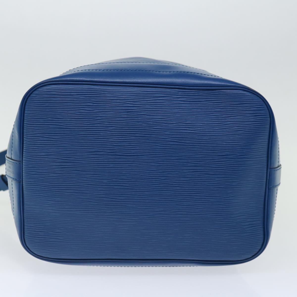 Louis Vuitton Noé  Leather Shoulder Bag ()