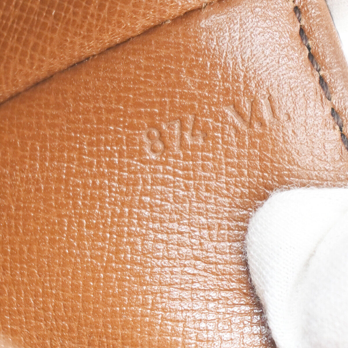 Louis Vuitton Chantilly  Canvas Shoulder Bag ()