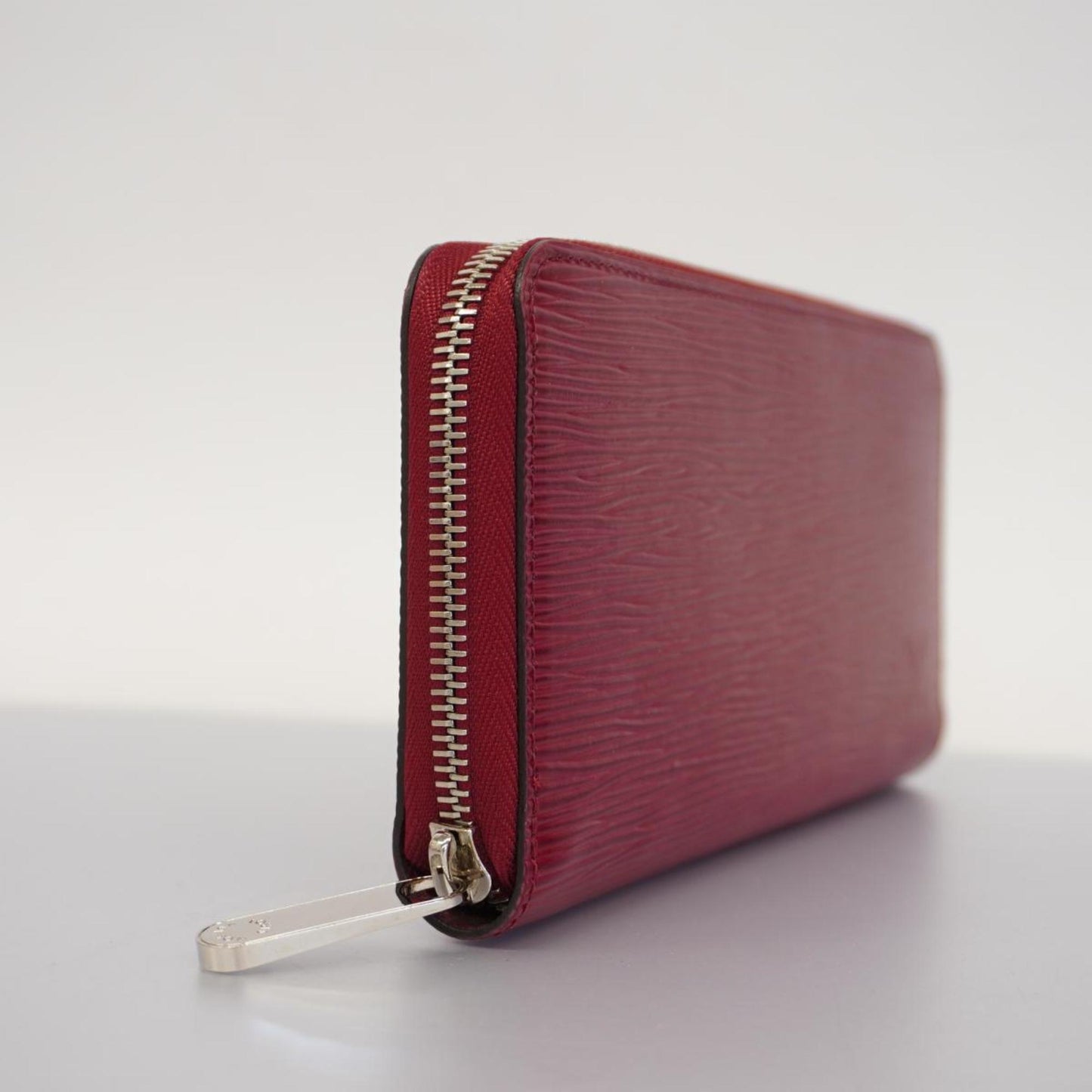 Louis Vuitton Portefeuille Zippy  Leather Wallet  ()