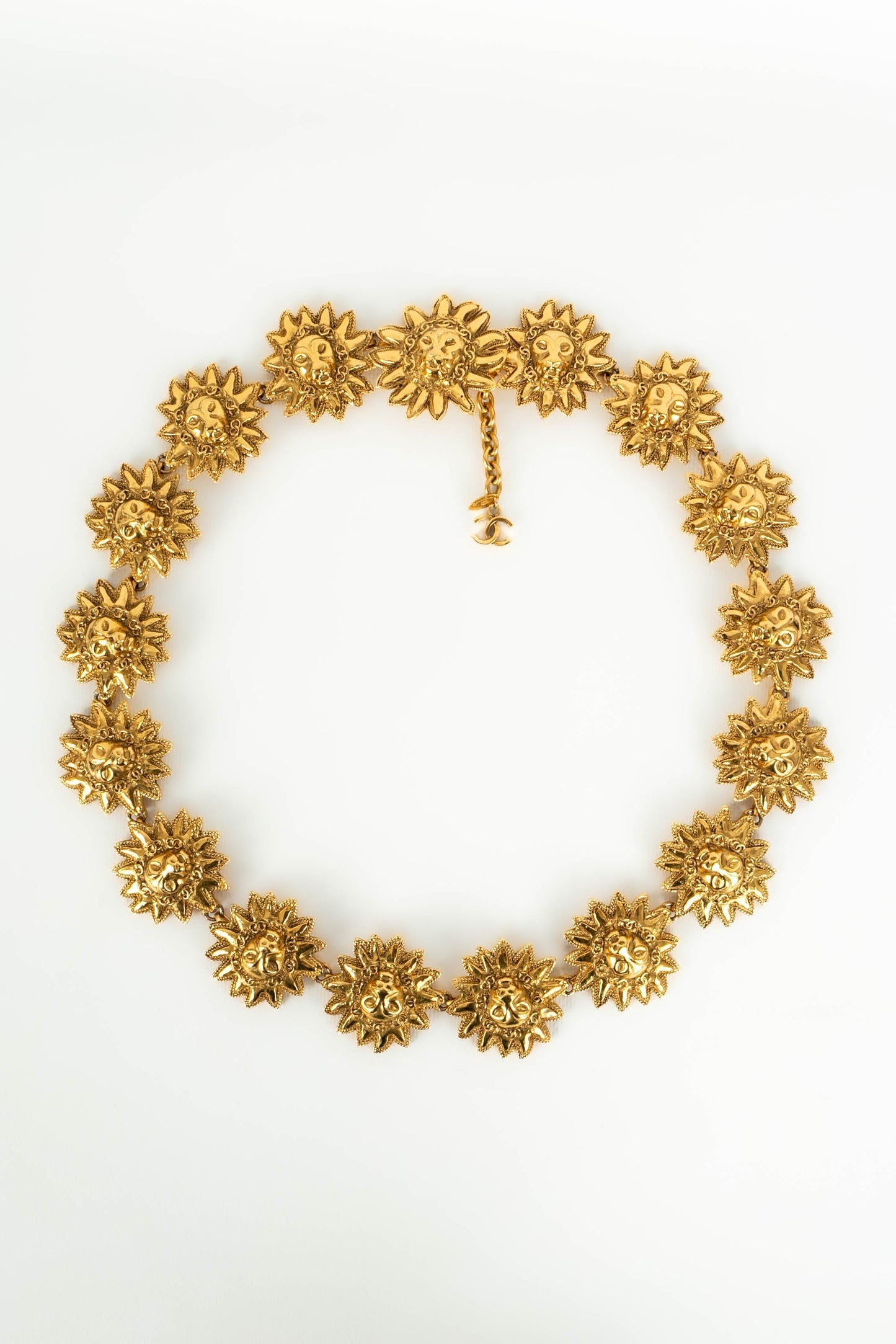 Ceinture "têtes de lion" Chanel