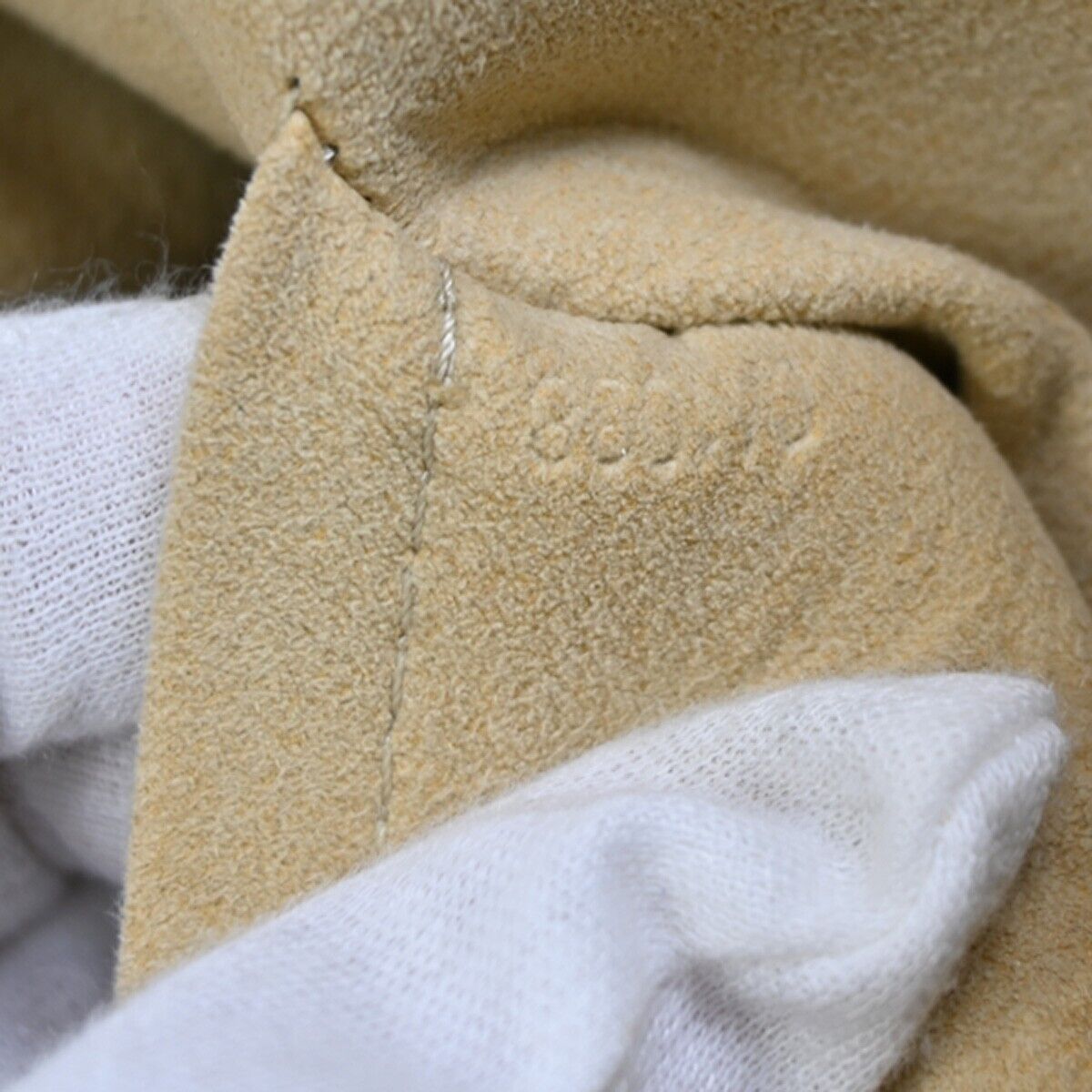 Louis Vuitton Hampstead  Canvas Shoulder Bag ()