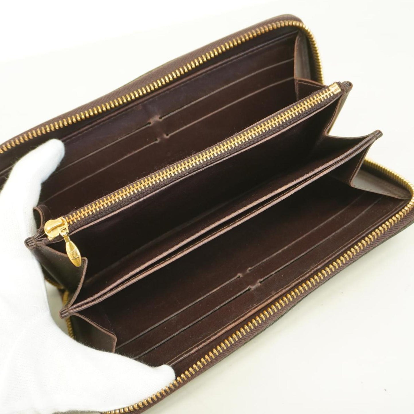 Louis Vuitton Zippy Wallet  Patent Leather Wallet  ()