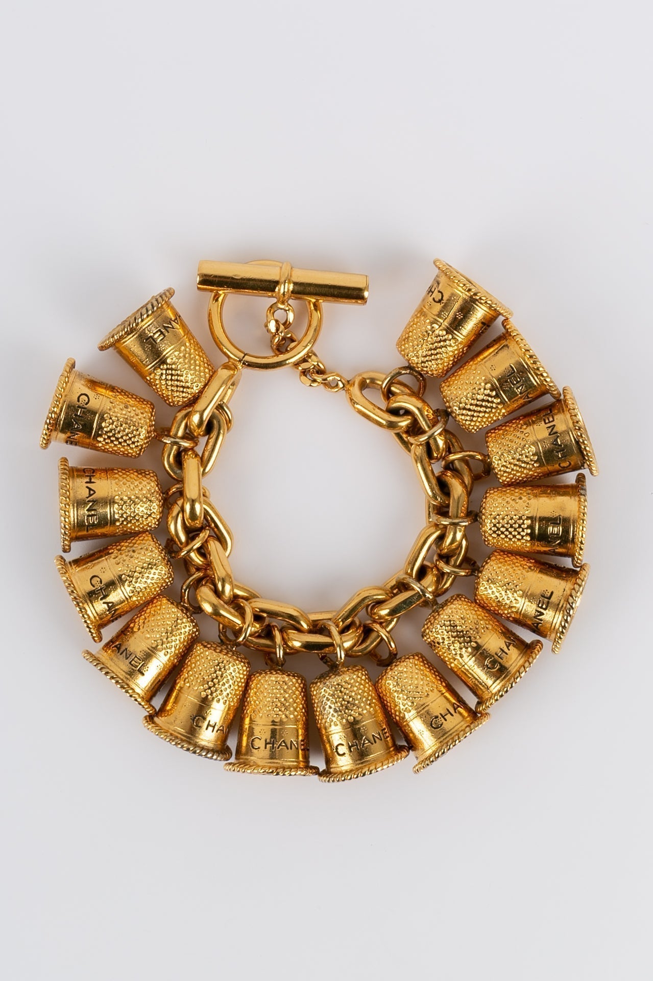 Bracelet dés à coudre Chanel