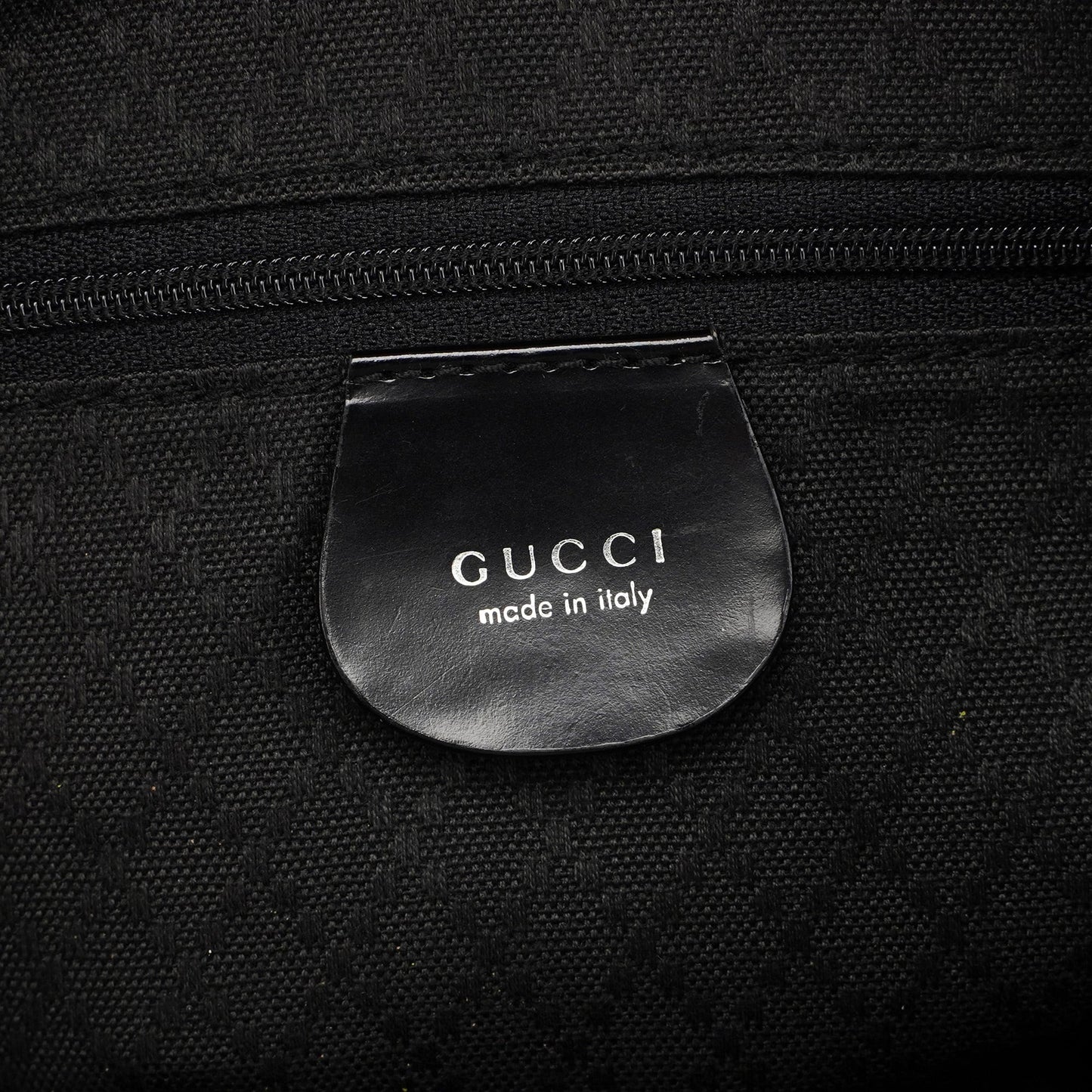 000 0531 Black Canvas Bamboo Shoulder Bag