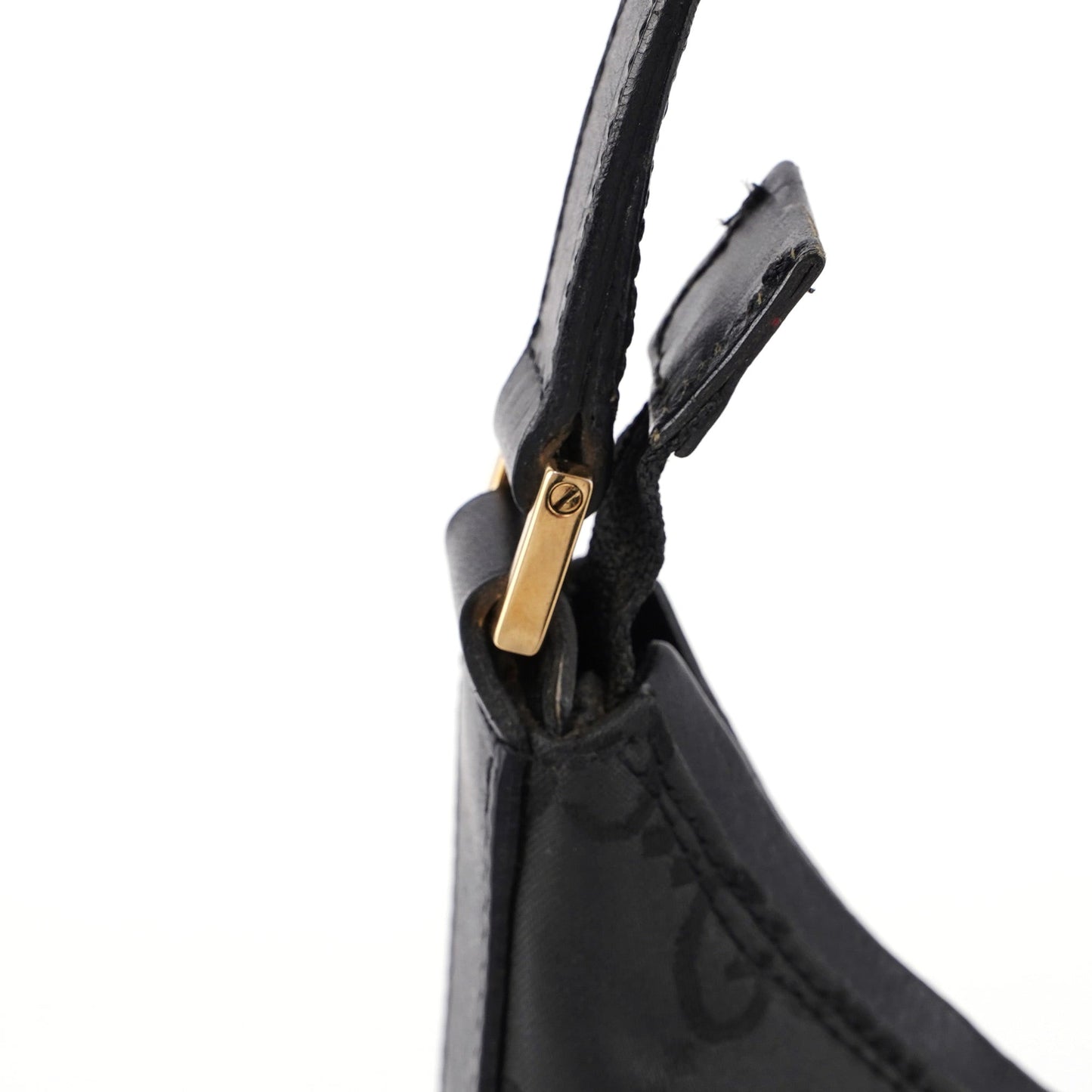 000 8602 Black GG Shoulder Bag
