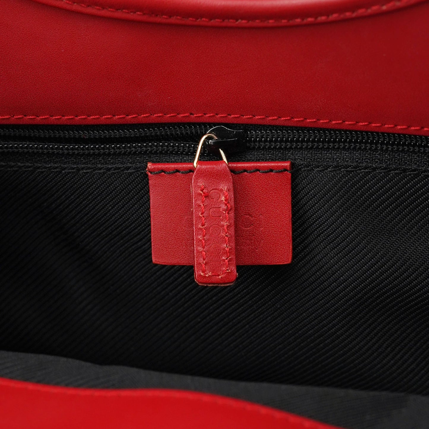 001 1067 Beige Red GG Jackie Shoulder Bag