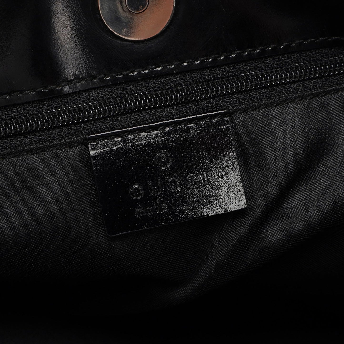 001 3166 Black GG Shoulder Bag