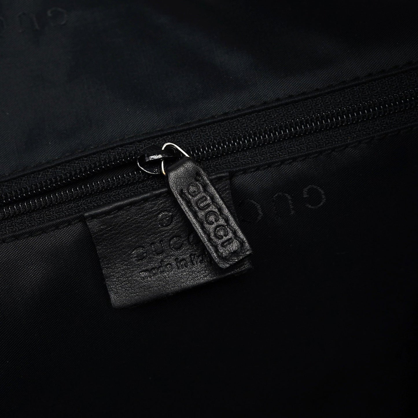 001 3355 Black Calfskin Jackie Shoulder Bag