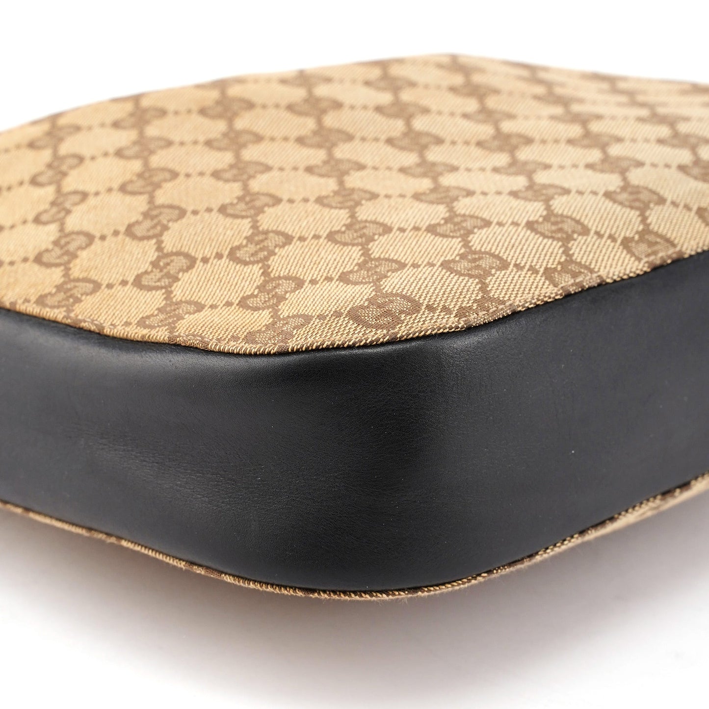 001 3743 Beige GG Drawstring Shoulder Bag