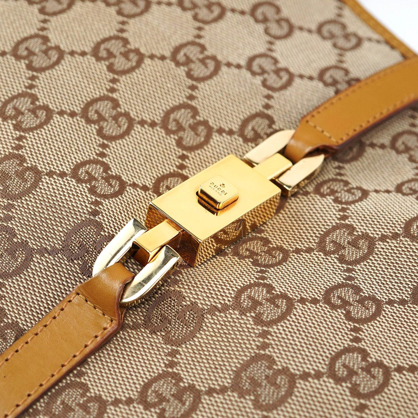001 4015 Beige GG Jackie Chain Shoulder Bag