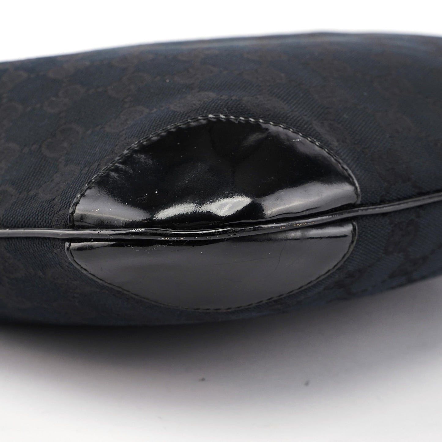 001 4157 Black GG Patent Shoulder Bag