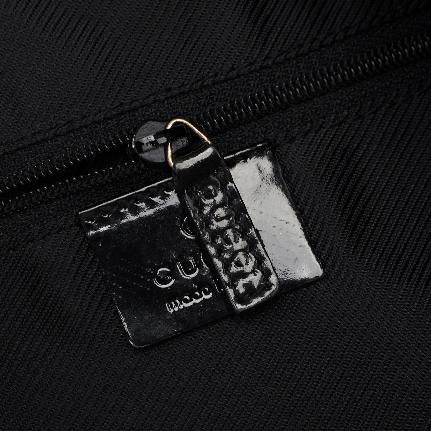 001 4157 Black GG Patent Shoulder Bag