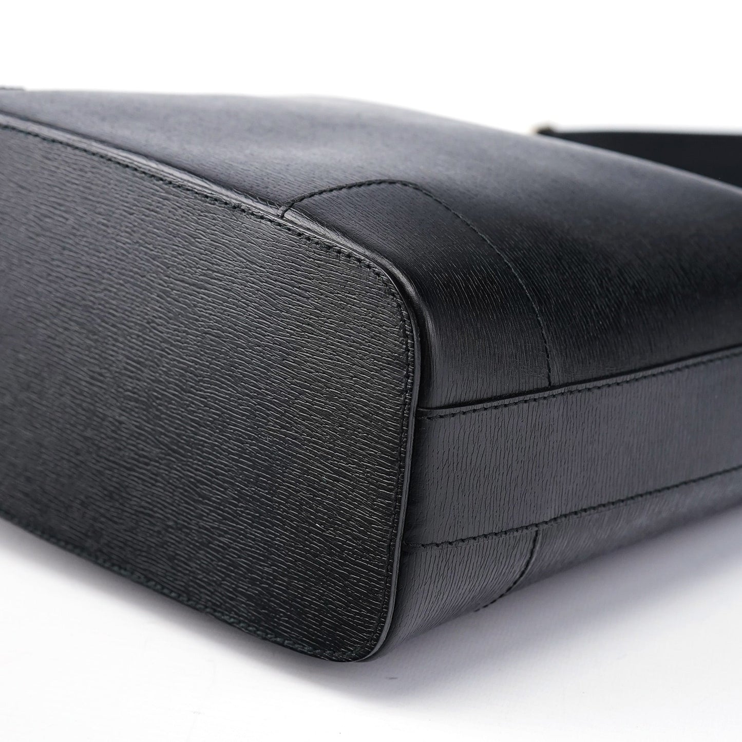 001 4204 Black Leather Hobo Shoulder Bag