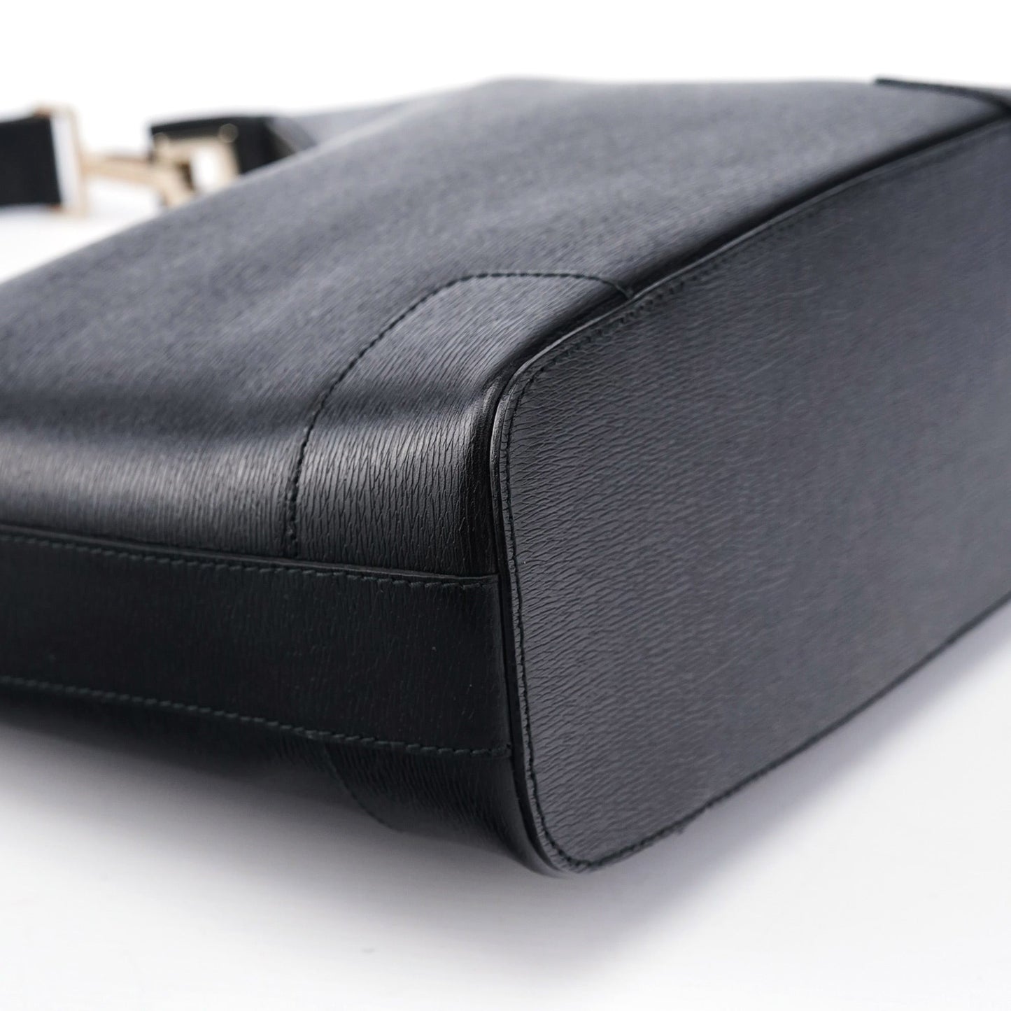 001 4204 Black Leather Hobo Shoulder Bag