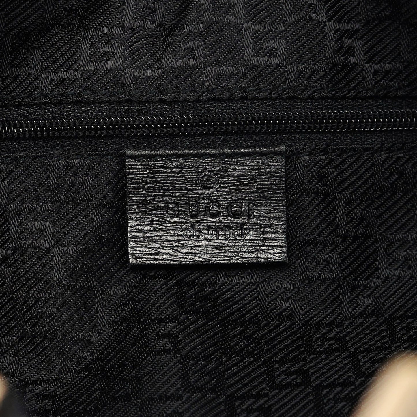 001 4204 Black Leather Hobo Shoulder Bag