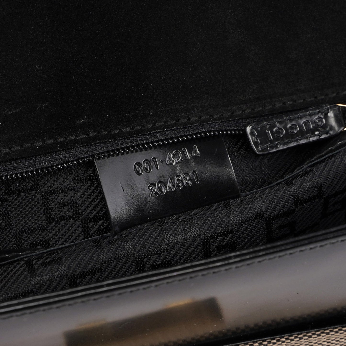 001 4214 Beige Canvas Keylock Shoulder Bag