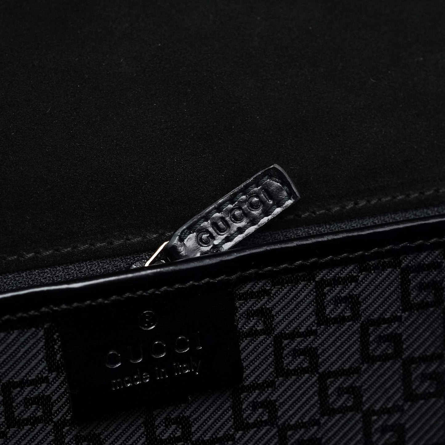 001 4218 Black Canvas Lady Lock Tote Bag