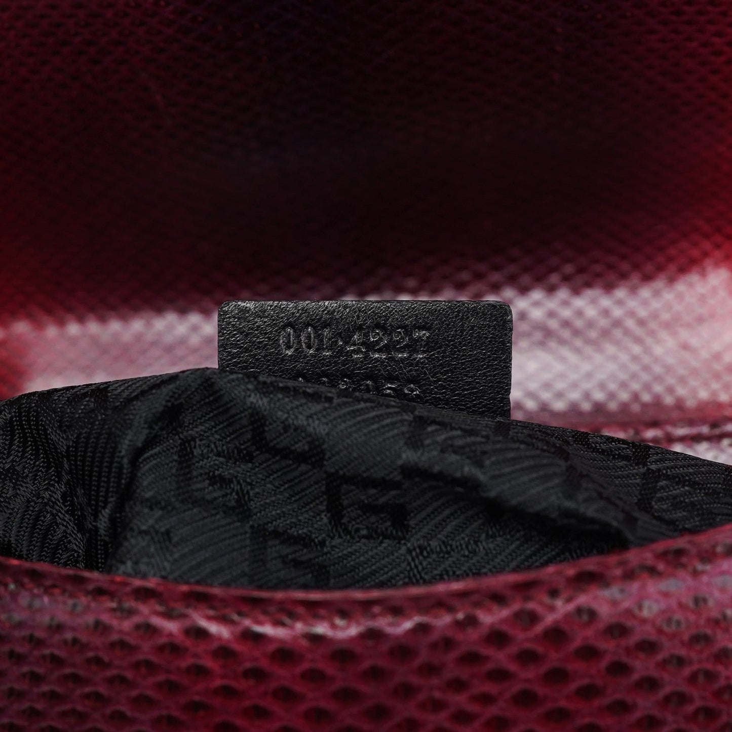 001 4227 Red Lizard Embossed Leather Shoulder Bag