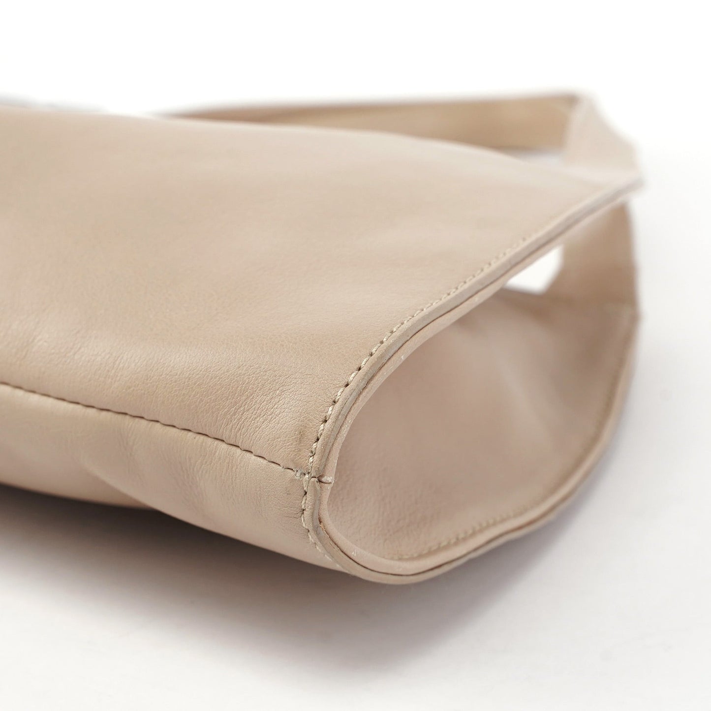 001 4243 Beige Calfskin Shoulder Bag