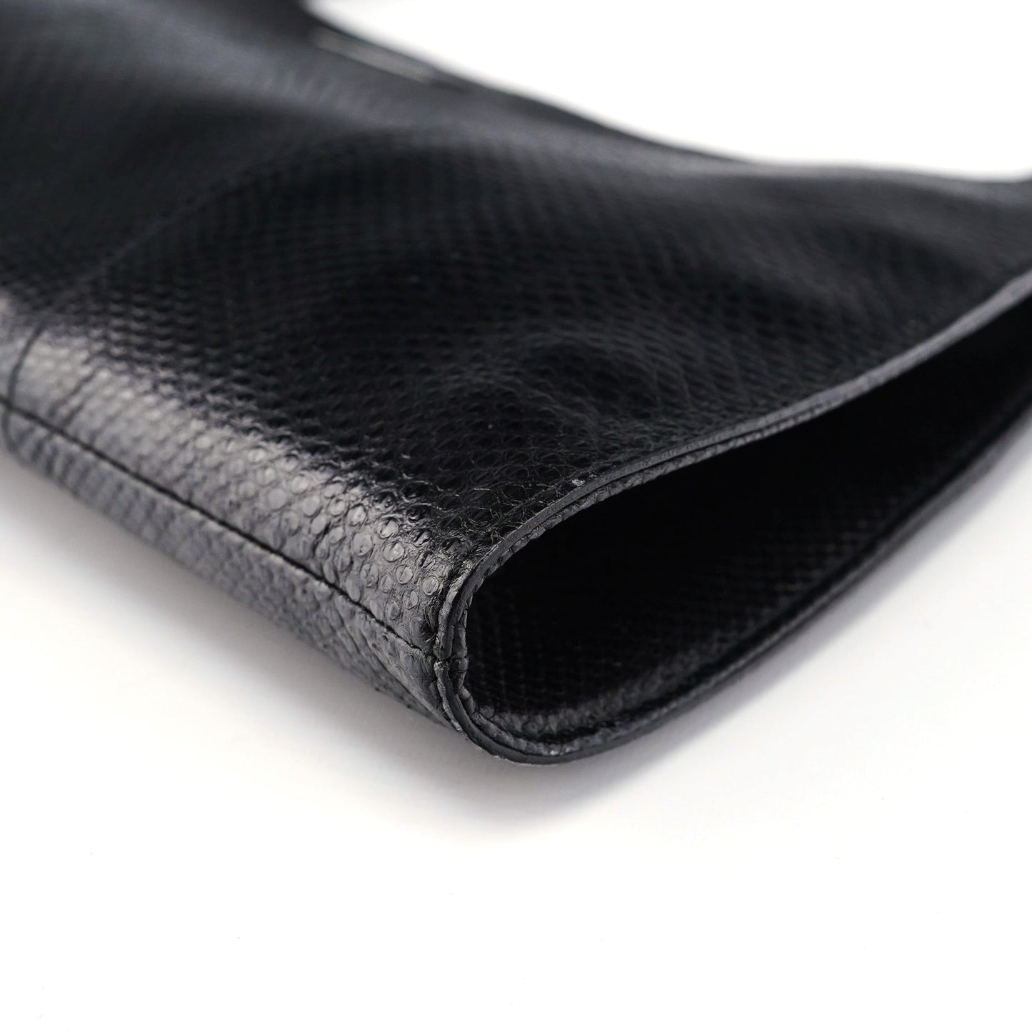 001 4243 Black Lizard Embossed Shoulder Bag