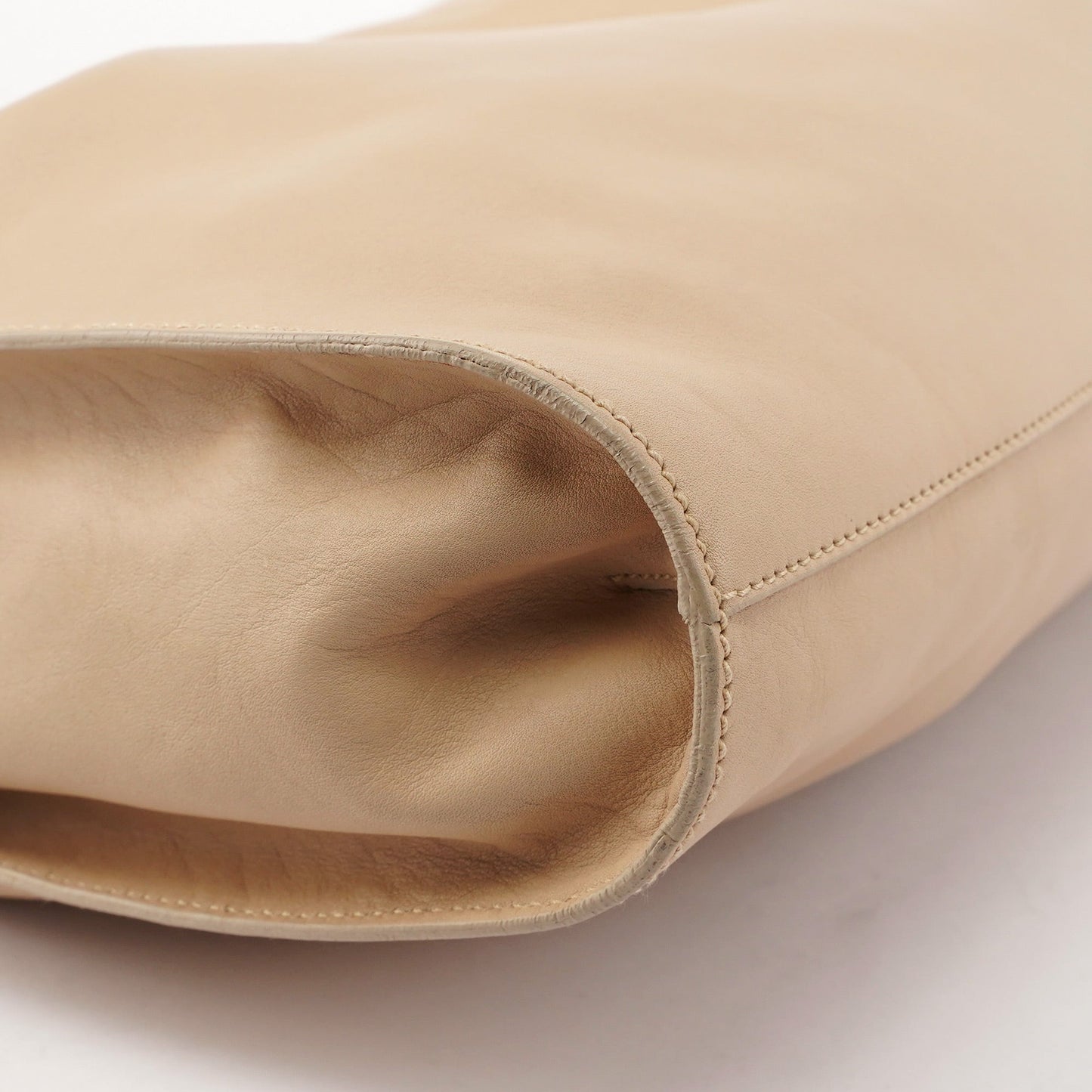 001 4332 Beige Calfskin Dual Handle Bag