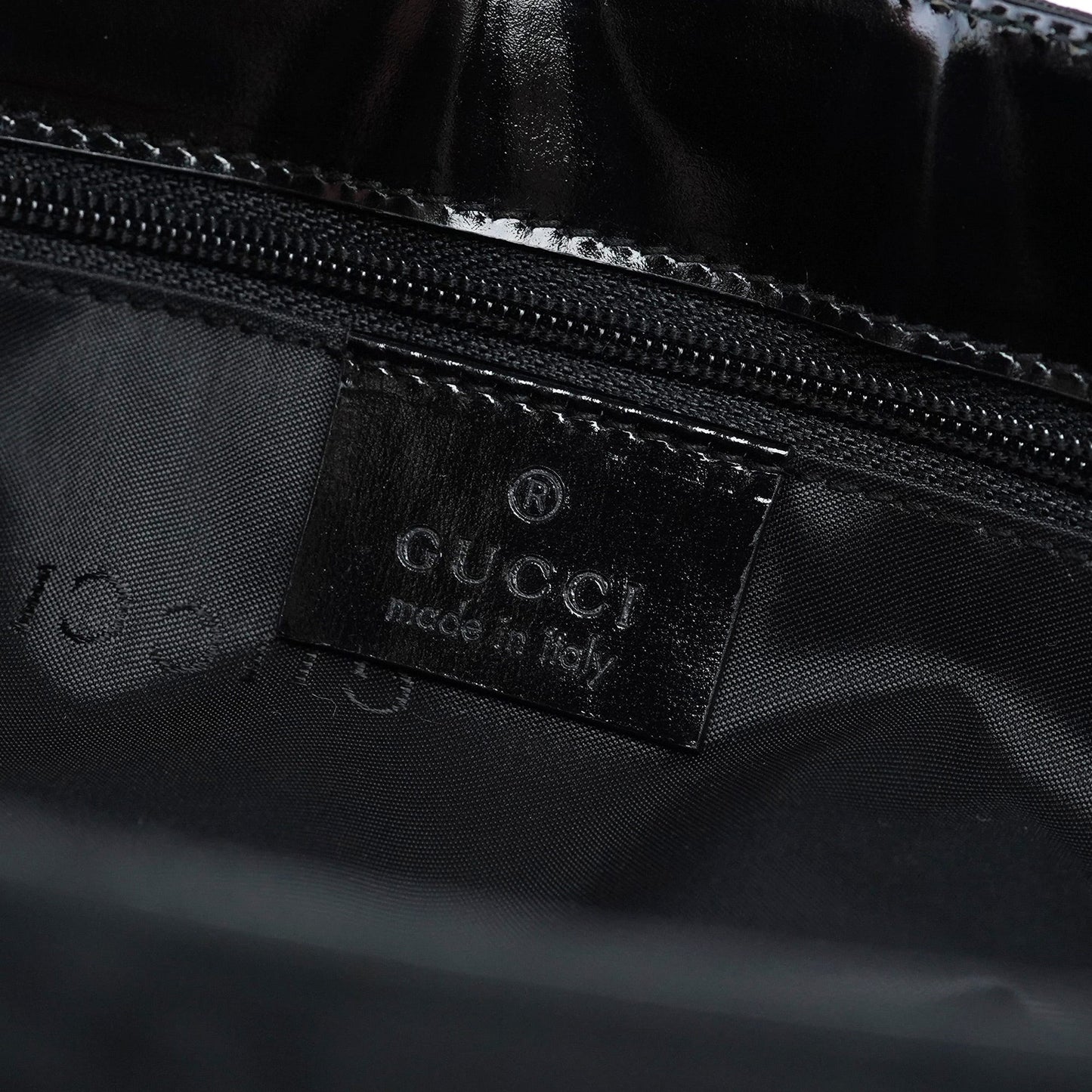 002 1021 Black GG Dual Pocket Tote Bag