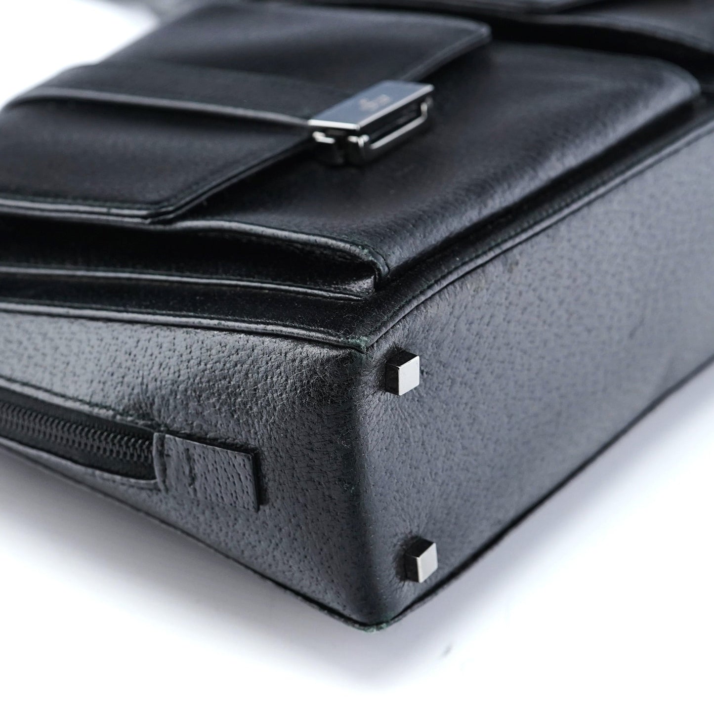 002 1045 Black Leather Dual Pocket Tote