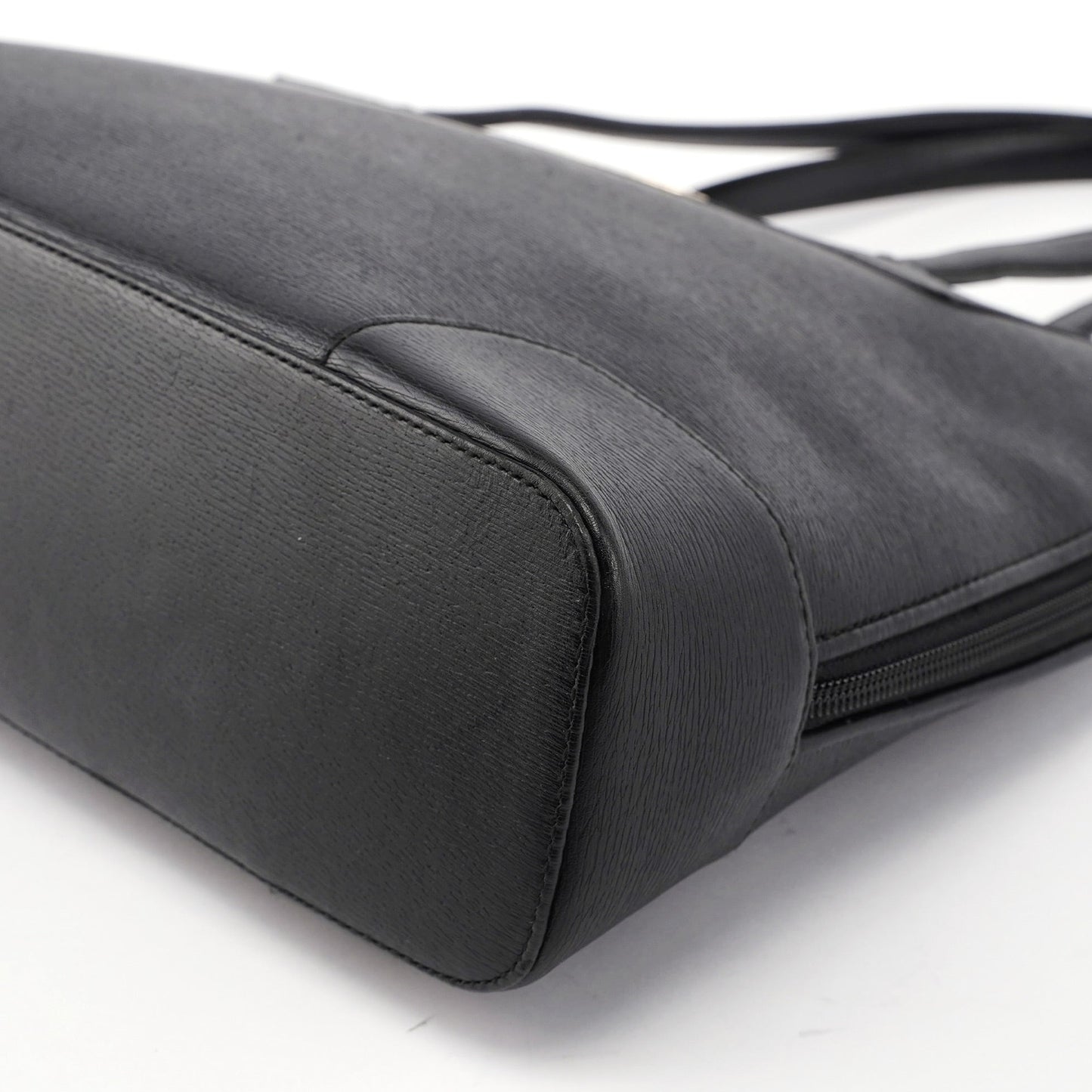 002 1122 Black Leather Tote Bag